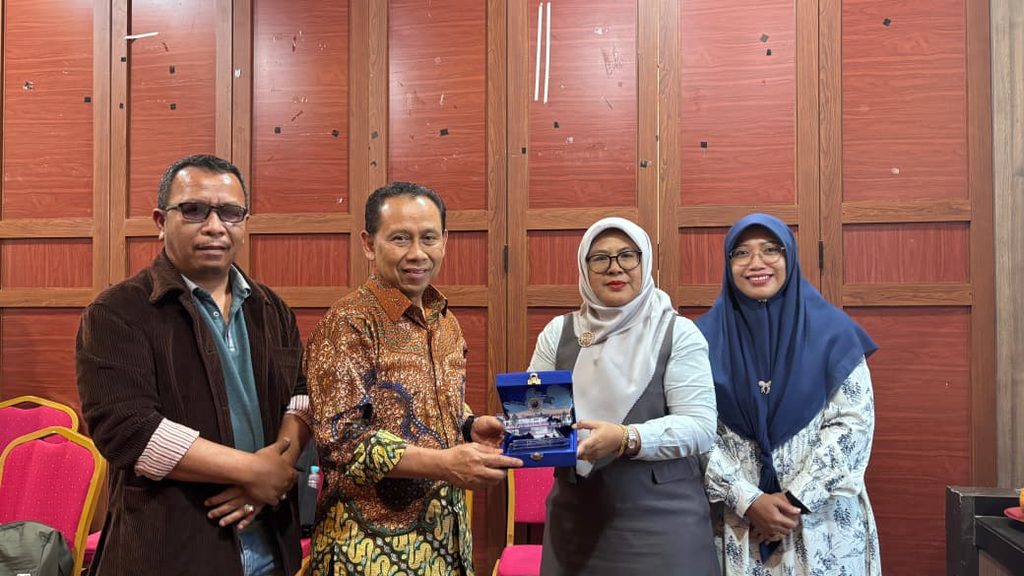 Perkuat Sinergi Pendidikan Tinggi, UNRIKA dan Universitas Islam Indonesia (UII) Resmi Jalin Kerja Sama Strategis whatsapp image 2026 08 31 at 13.44.53
