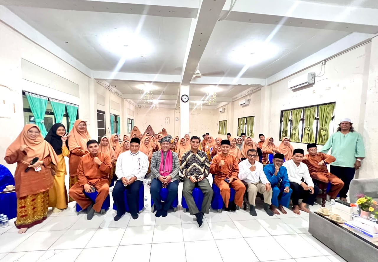 UNRIKA Gandeng UTM Malaysia dan Instansi Daerah Gelar PKM Internasional di Batam UNRIKA Gandeng UTM Malaysia dan Instansi Daerah Gelar PKM Internasional di Batam