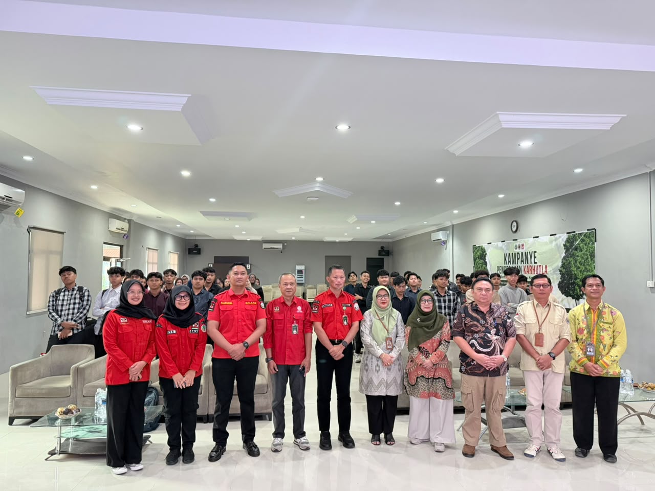 Perkuat Edukasi Lingkungan, UNRIKA dan Balai Dalkarhut Wilayah Sumatera Gelar Kampanye Pencegahan Karhutla serta Aksi Penanaman Pohon Perkuat Edukasi Lingkungan, UNRIKA dan Balai Dalkarhut Wilayah Sumatera Gelar Kampanye Pencegahan Karhutla serta Aksi Penanaman Pohon